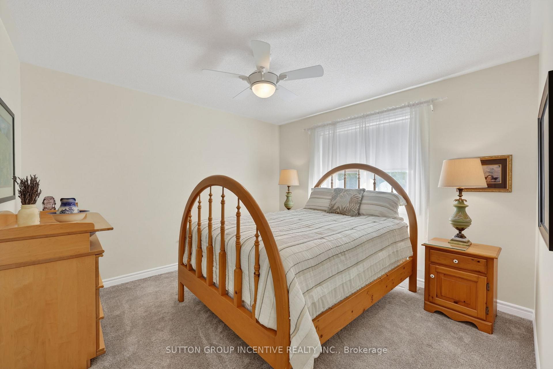 Photo 32 of 255 Pringle Drive, Barrie, Edgehill Drive — HOMEH