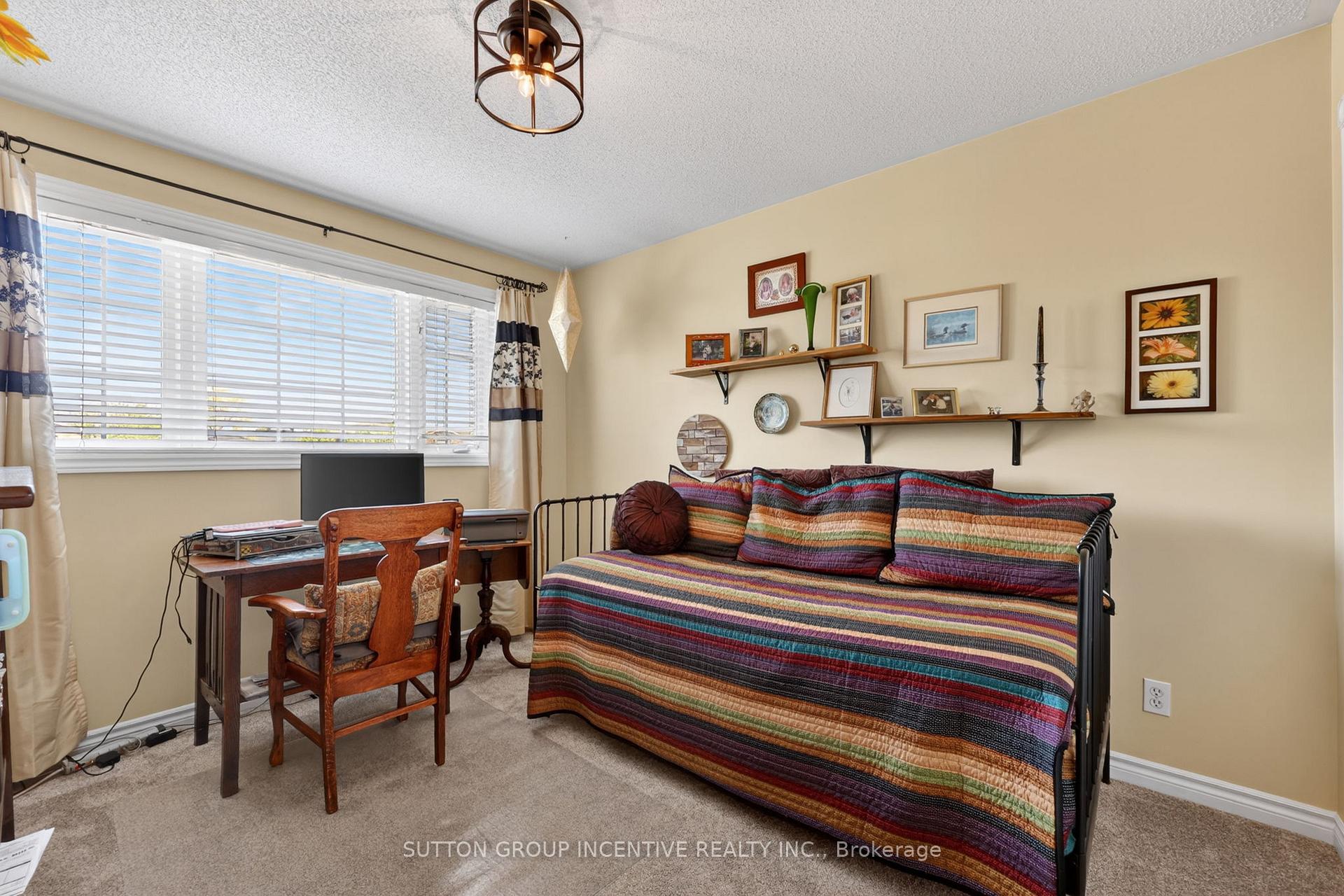 Photo 33 of 255 Pringle Drive, Barrie, Edgehill Drive — HOMEH