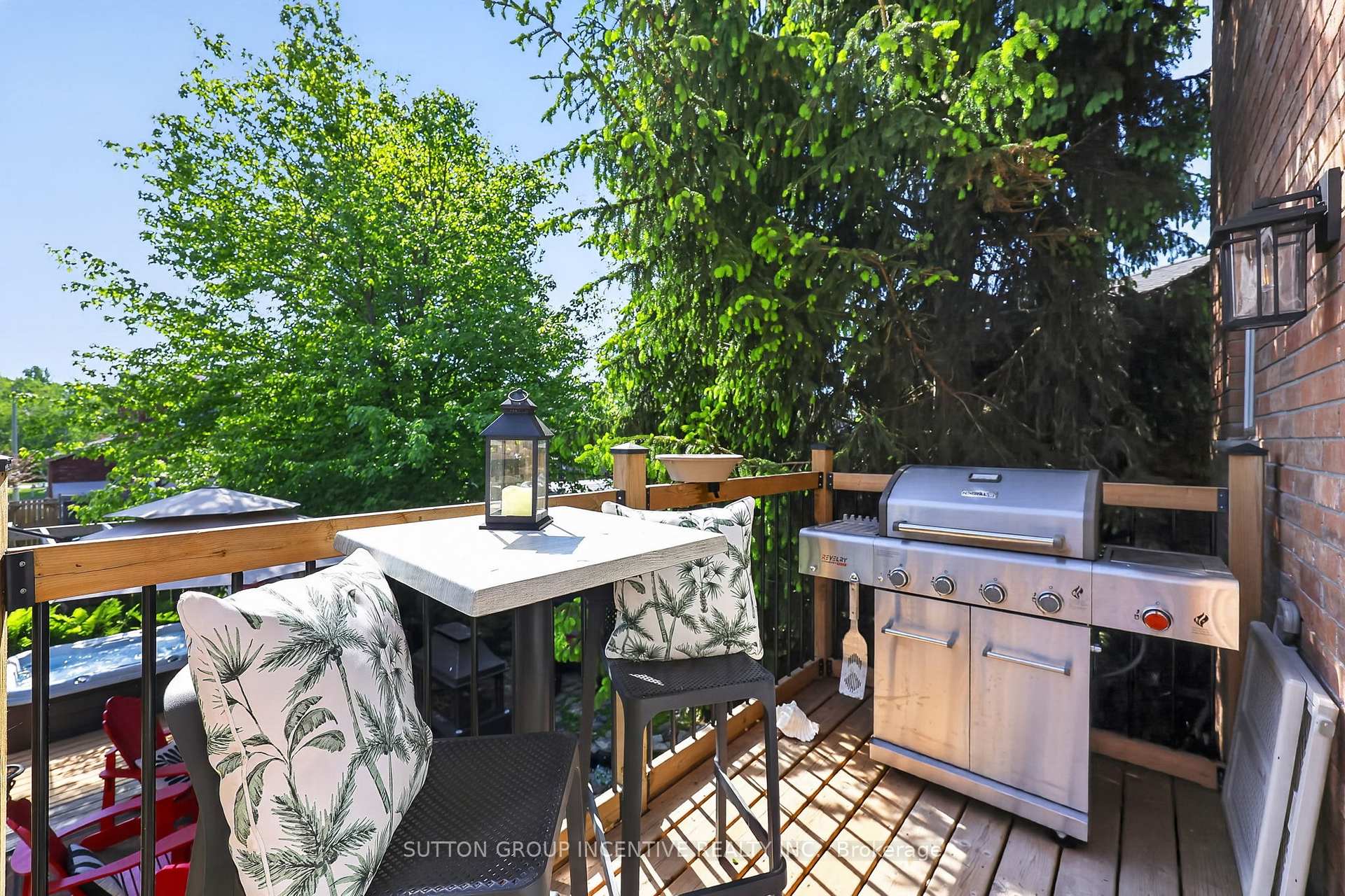 Photo 44 of 255 Pringle Drive, Barrie, Edgehill Drive — HOMEH