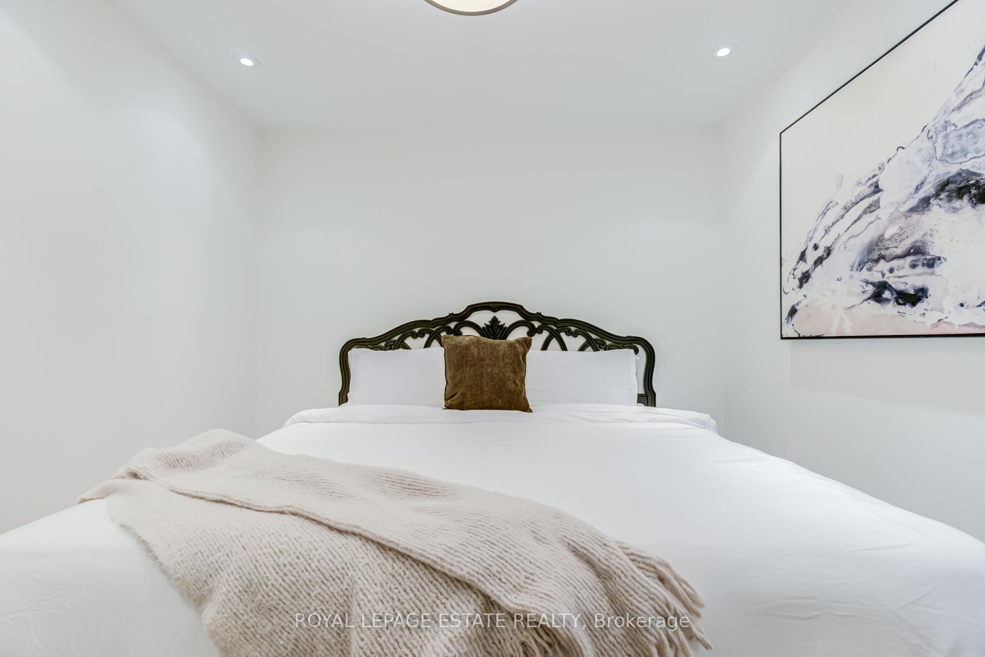 Photo 43 of Unit 1D, 319 Lonsdale Road, Toronto, Casa Loma — HOMEH