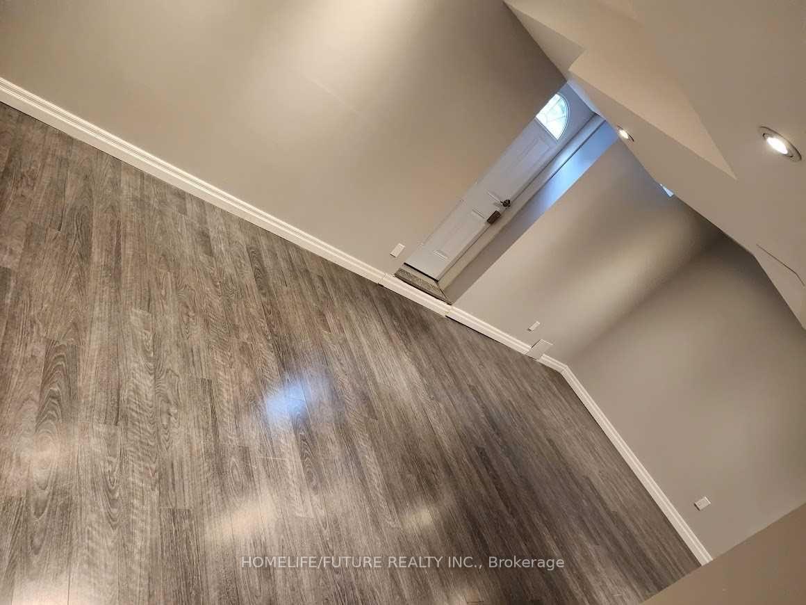 Photo 3 of Unit Bsmt, 908 Rushton Road, Pickering, Dunbarton — HOMEH