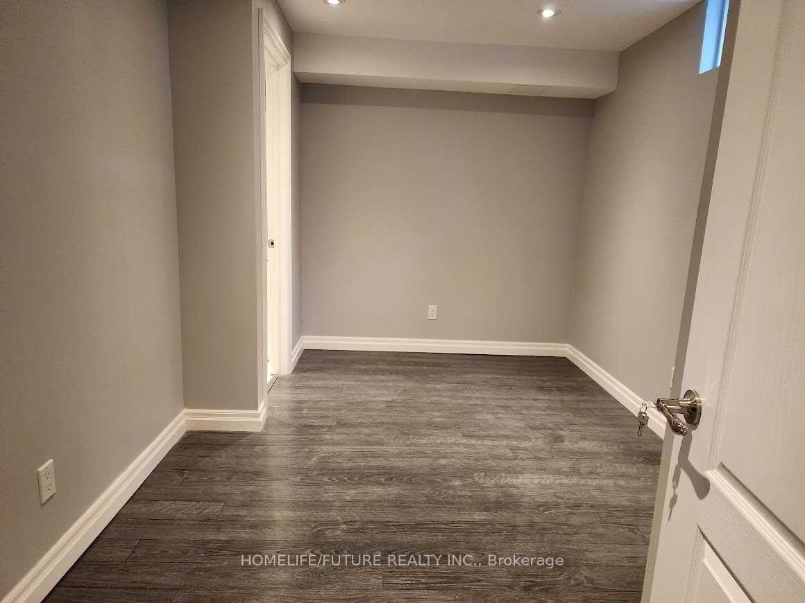 Photo 5 of Unit Bsmt, 908 Rushton Road, Pickering, Dunbarton — HOMEH