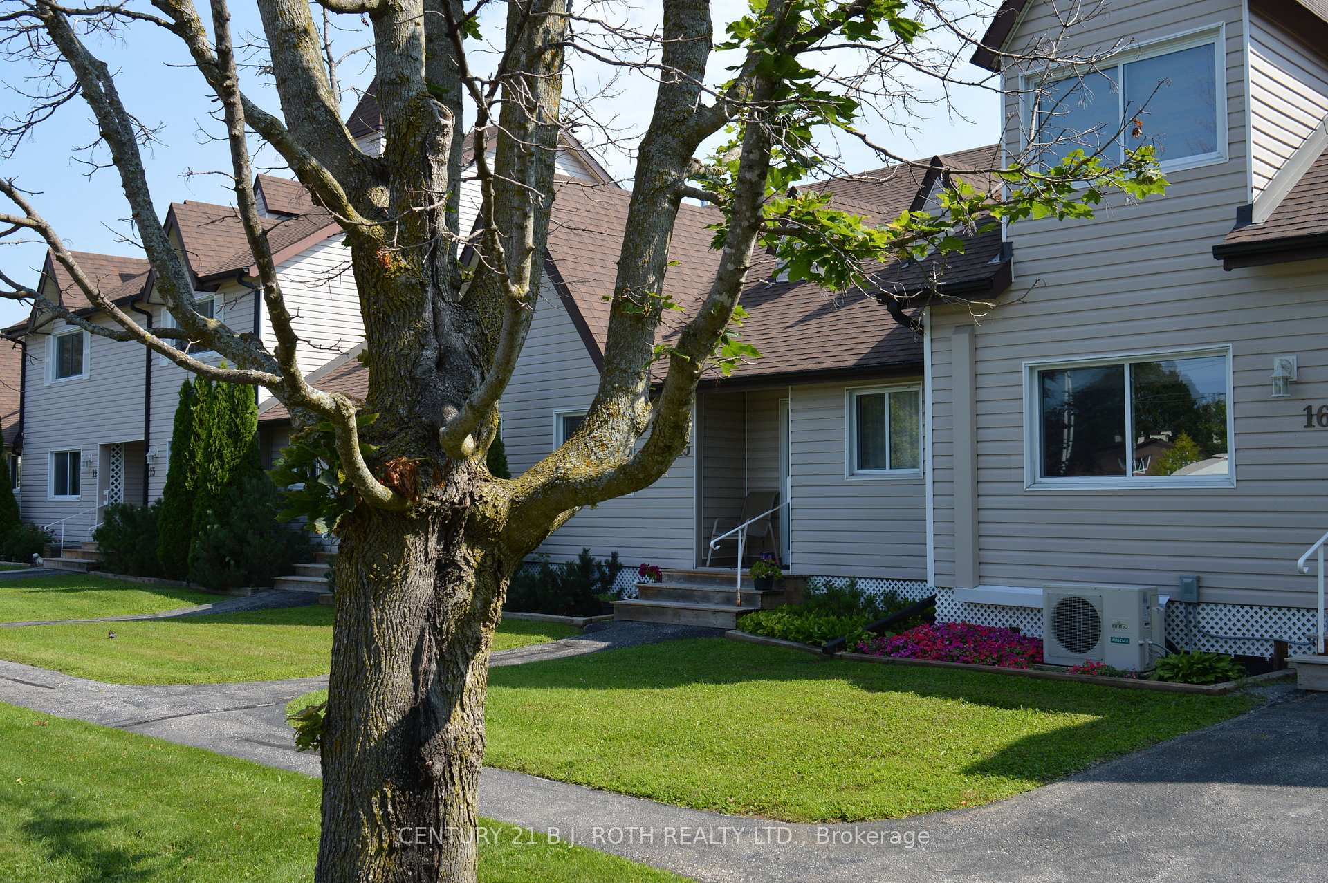 Photo 7 of Unit 15, 71 Laguna Parkway, Ramara, Rural Ramara — HOMEH