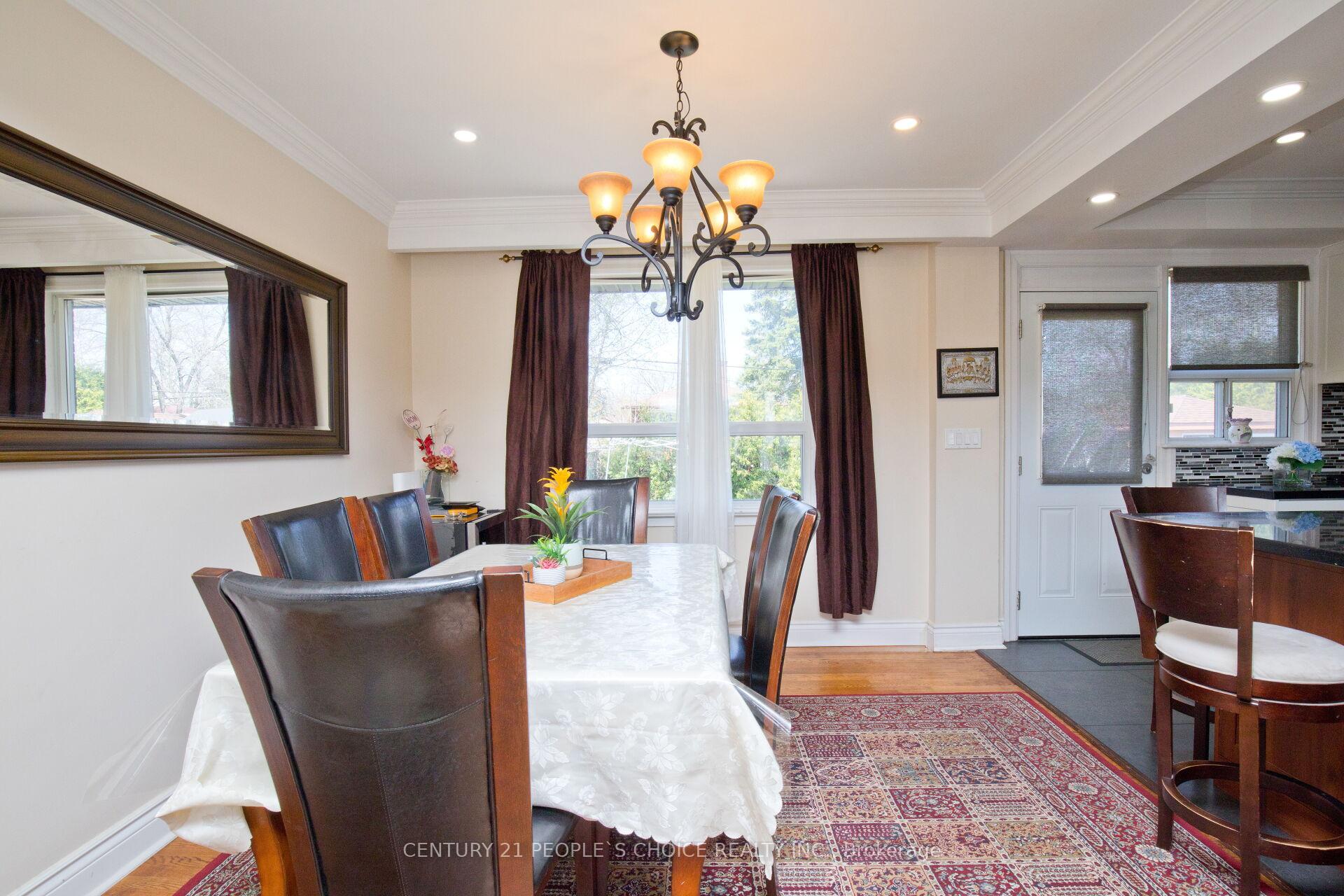 Photo 9 of 50 Jeffcoat Drive, Etobicoke, West Humber-Clairville — HOMEH