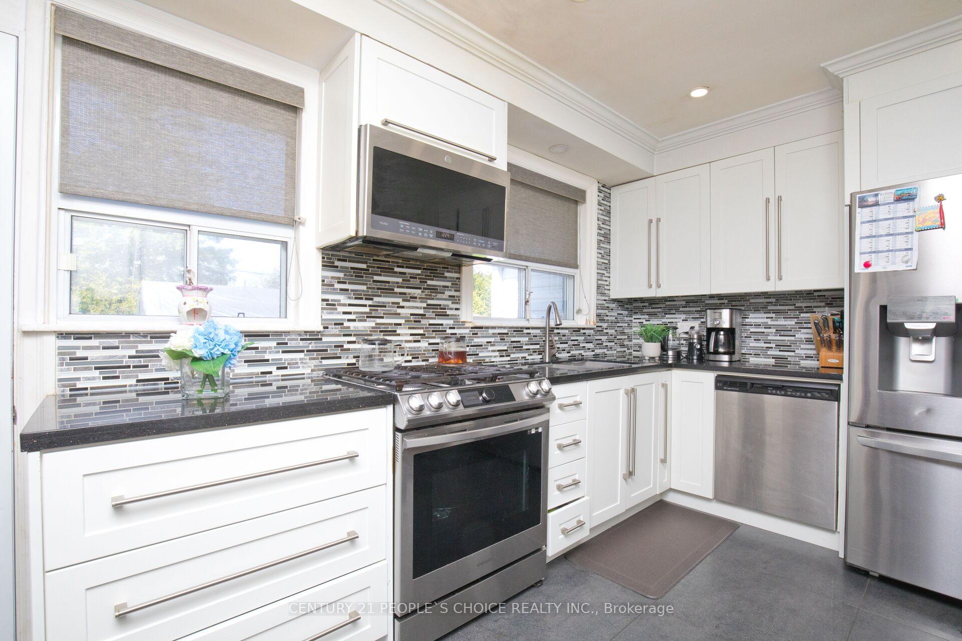 Photo 16 of 50 Jeffcoat Drive, Etobicoke, West Humber-Clairville — HOMEH