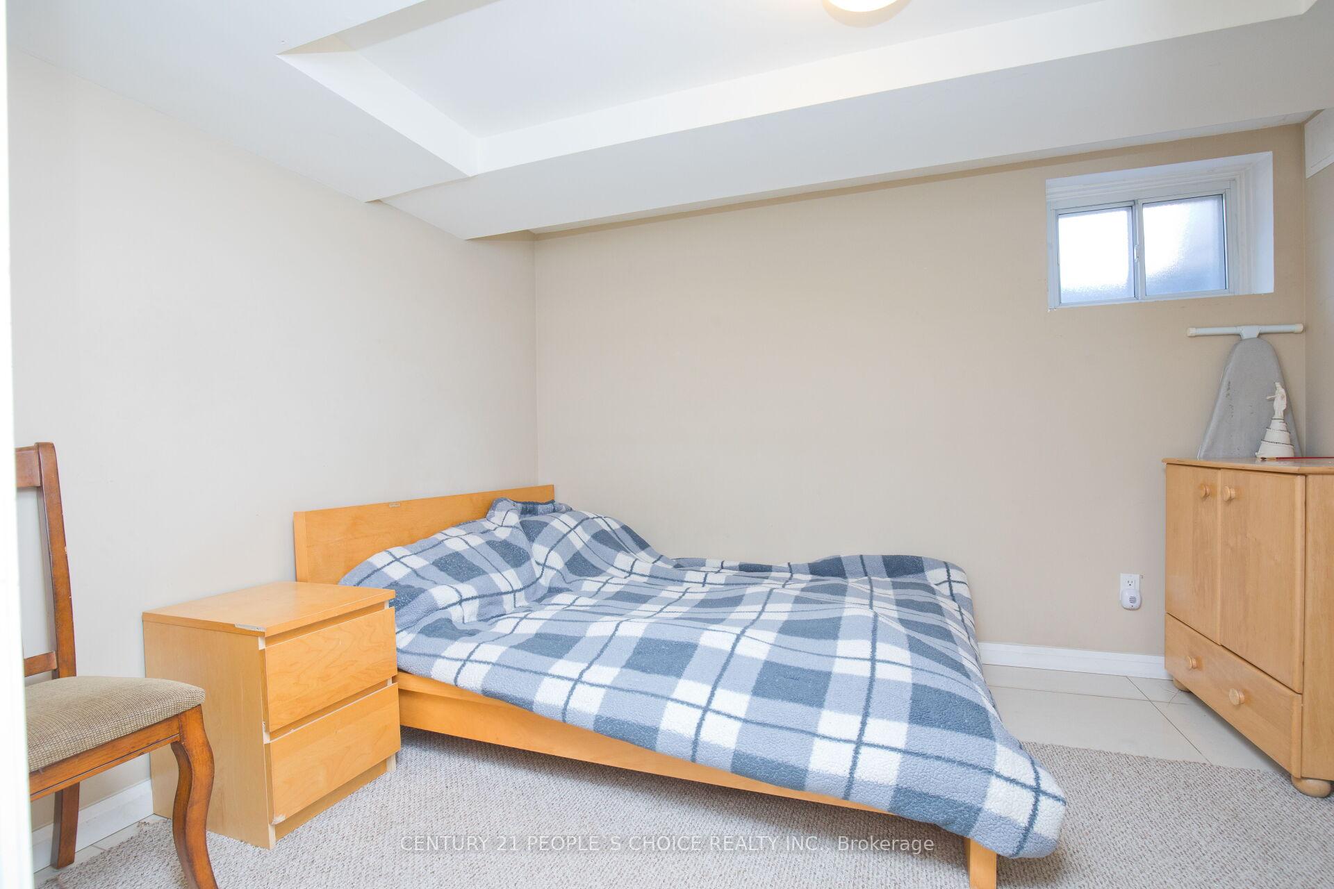 Photo 41 of 50 Jeffcoat Drive, Etobicoke, West Humber-Clairville — HOMEH