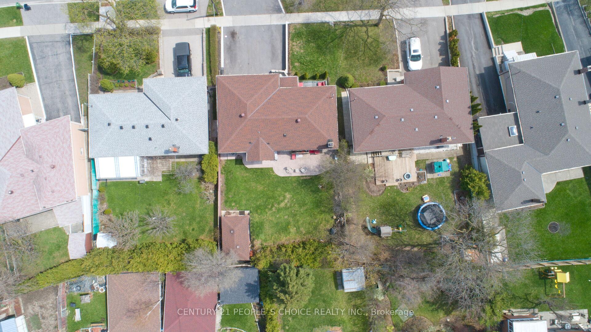 Photo 48 of 50 Jeffcoat Drive, Etobicoke, West Humber-Clairville — HOMEH