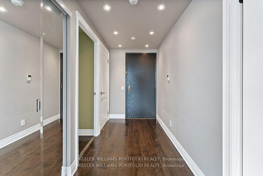 Photo 3 of Unit 1210, 2 Clairtrell Road, North York, Willowdale East — HOMEH