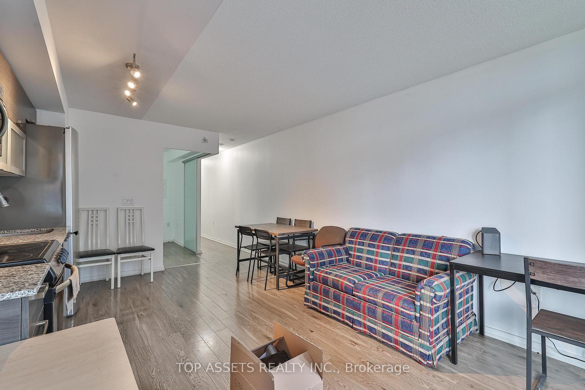 Photo 16 of Unit 518E, 36 Lisgar Street, Toronto, Niagara — HOMEH
