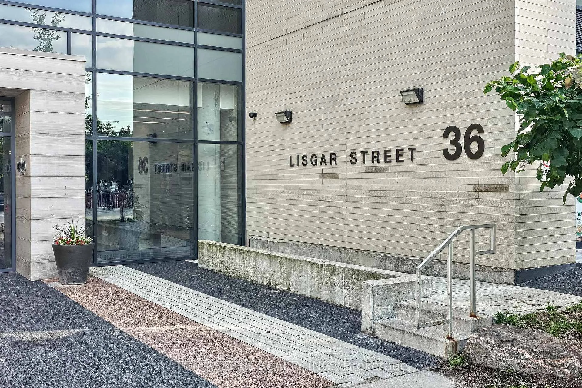 Photo 11 of Unit 518E, 36 Lisgar Street, Toronto, Niagara — HOMEH