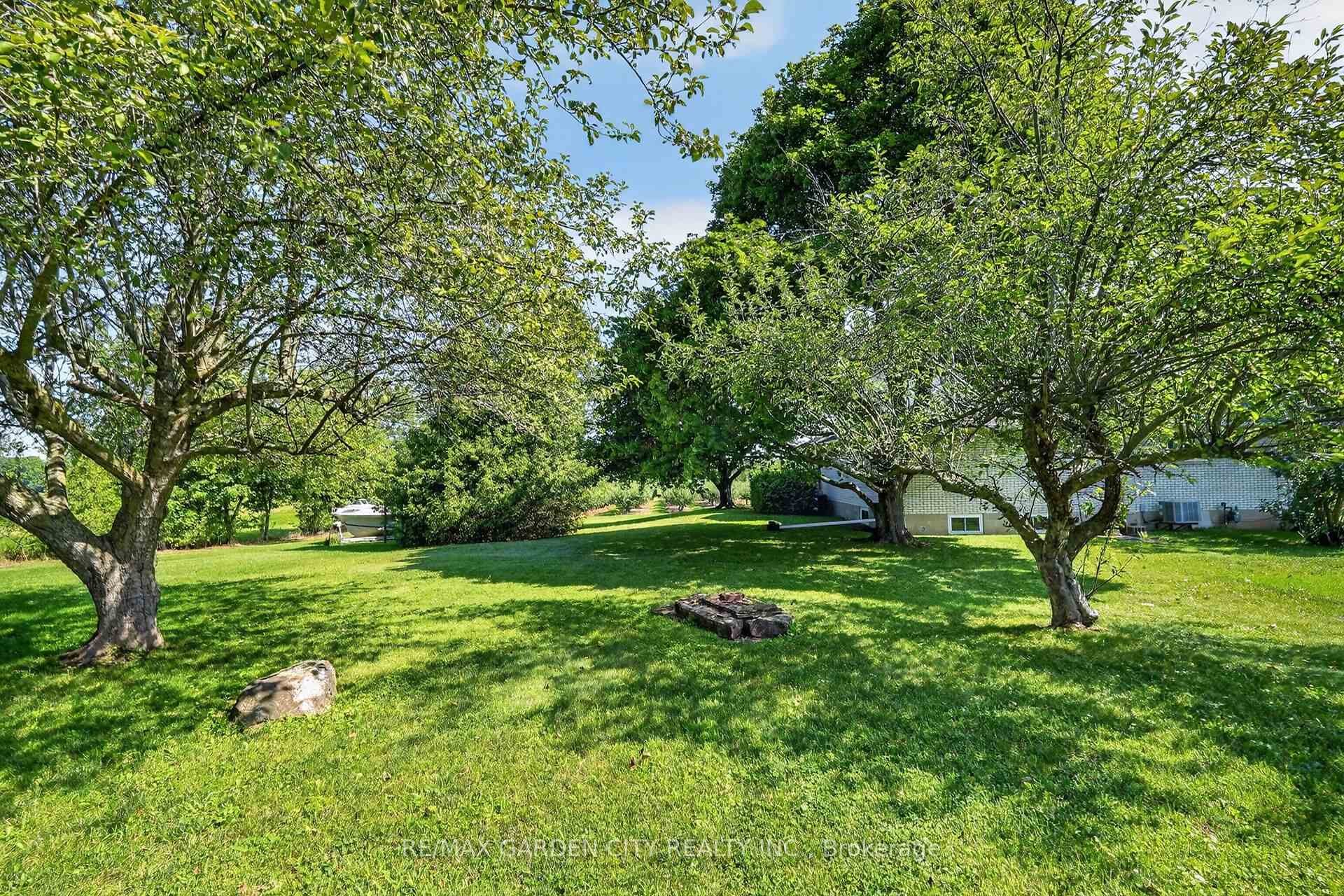 Photo 31 of 134 Russ Road, Grimsby, Grimsby Escarpment — HOMEH