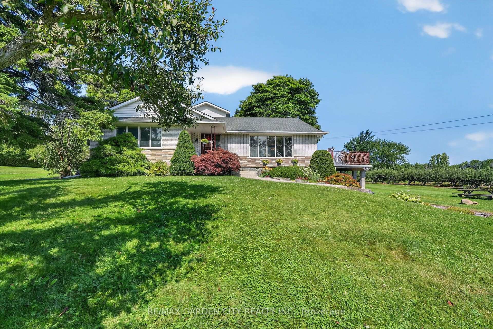 Photo 36 of 134 Russ Road, Grimsby, Grimsby Escarpment — HOMEH