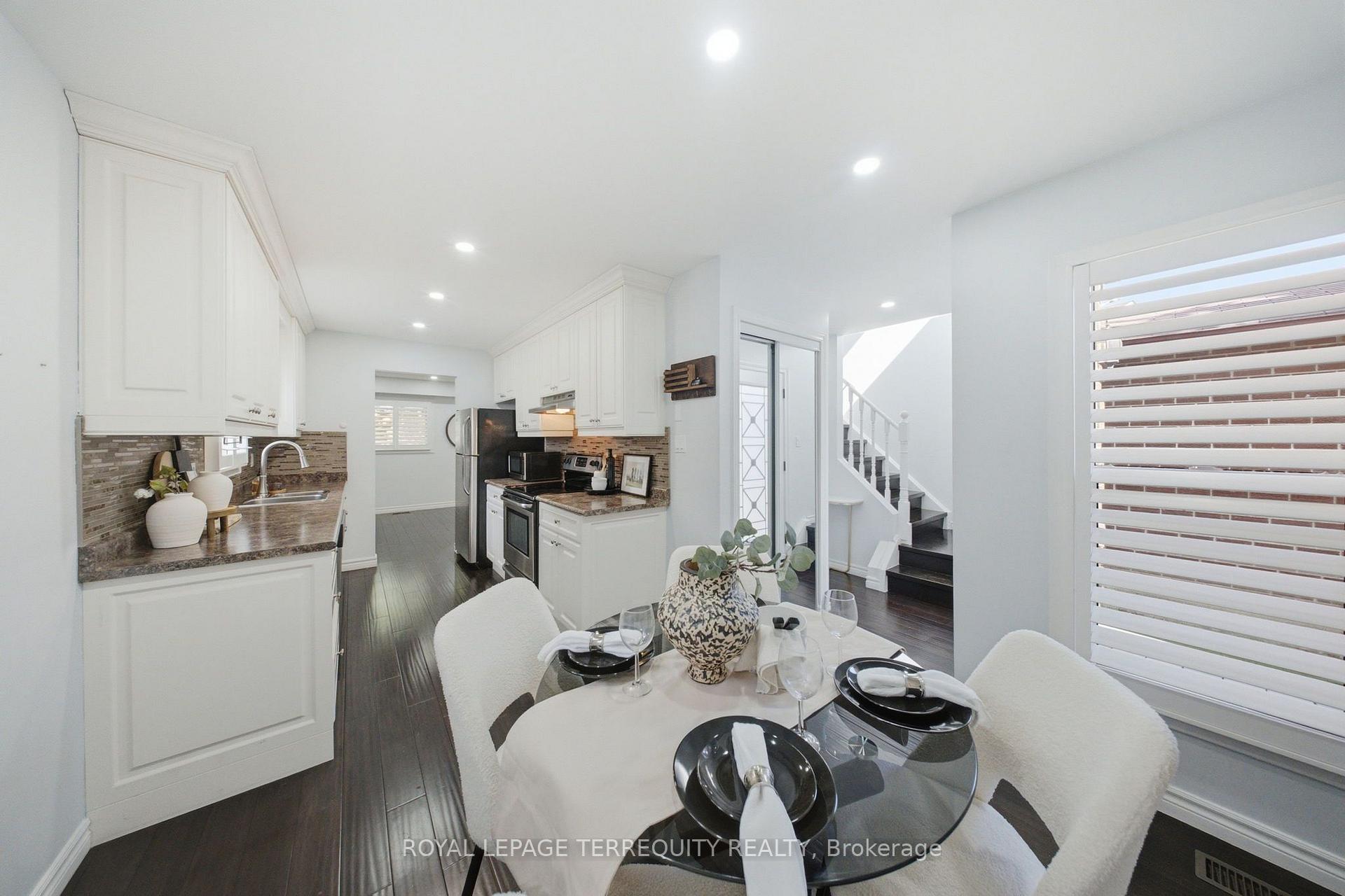 Photo 9 of 1013 Albacore Manor, Pickering, Bay Ridges — HOMEH