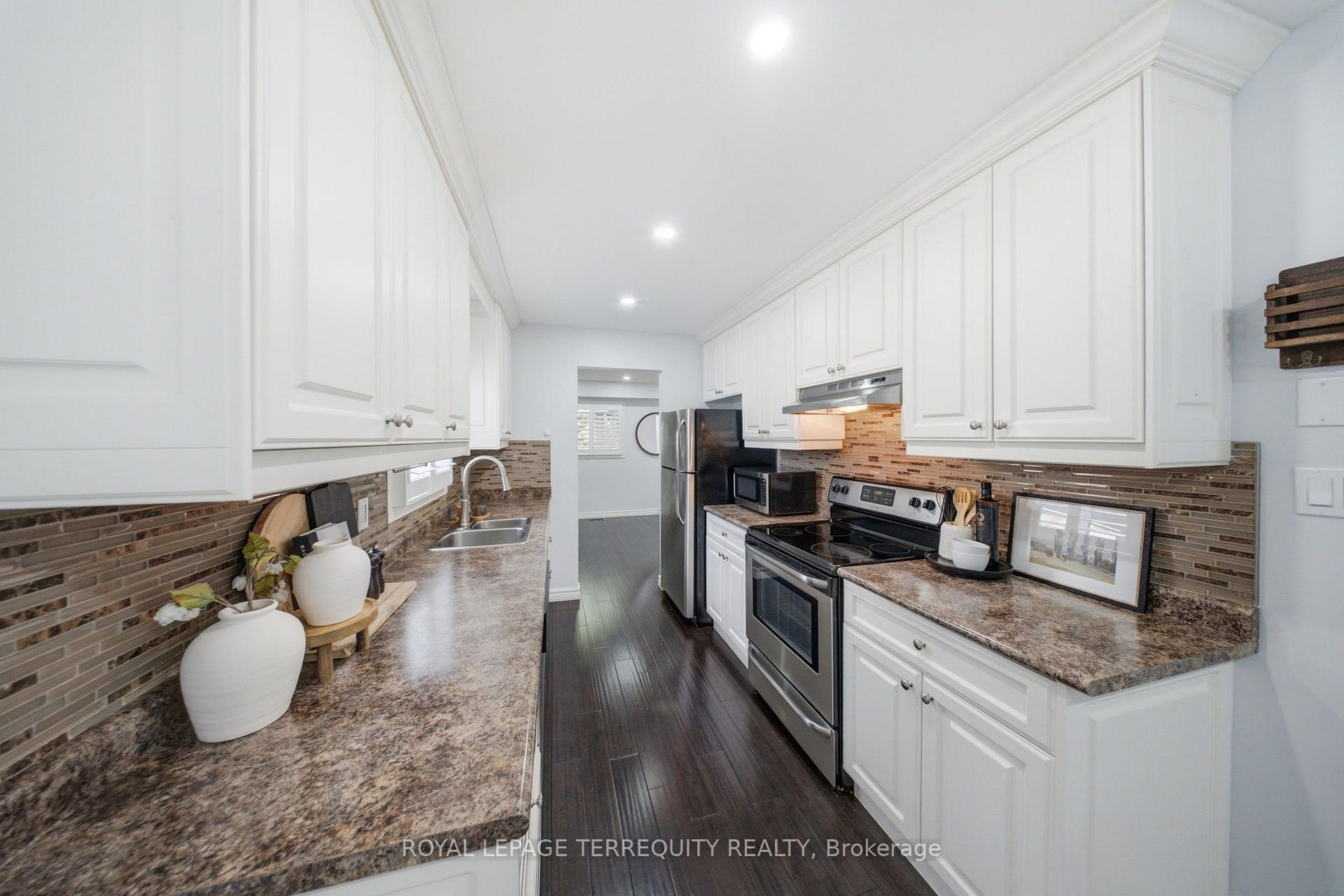 Photo 10 of 1013 Albacore Manor, Pickering, Bay Ridges — HOMEH