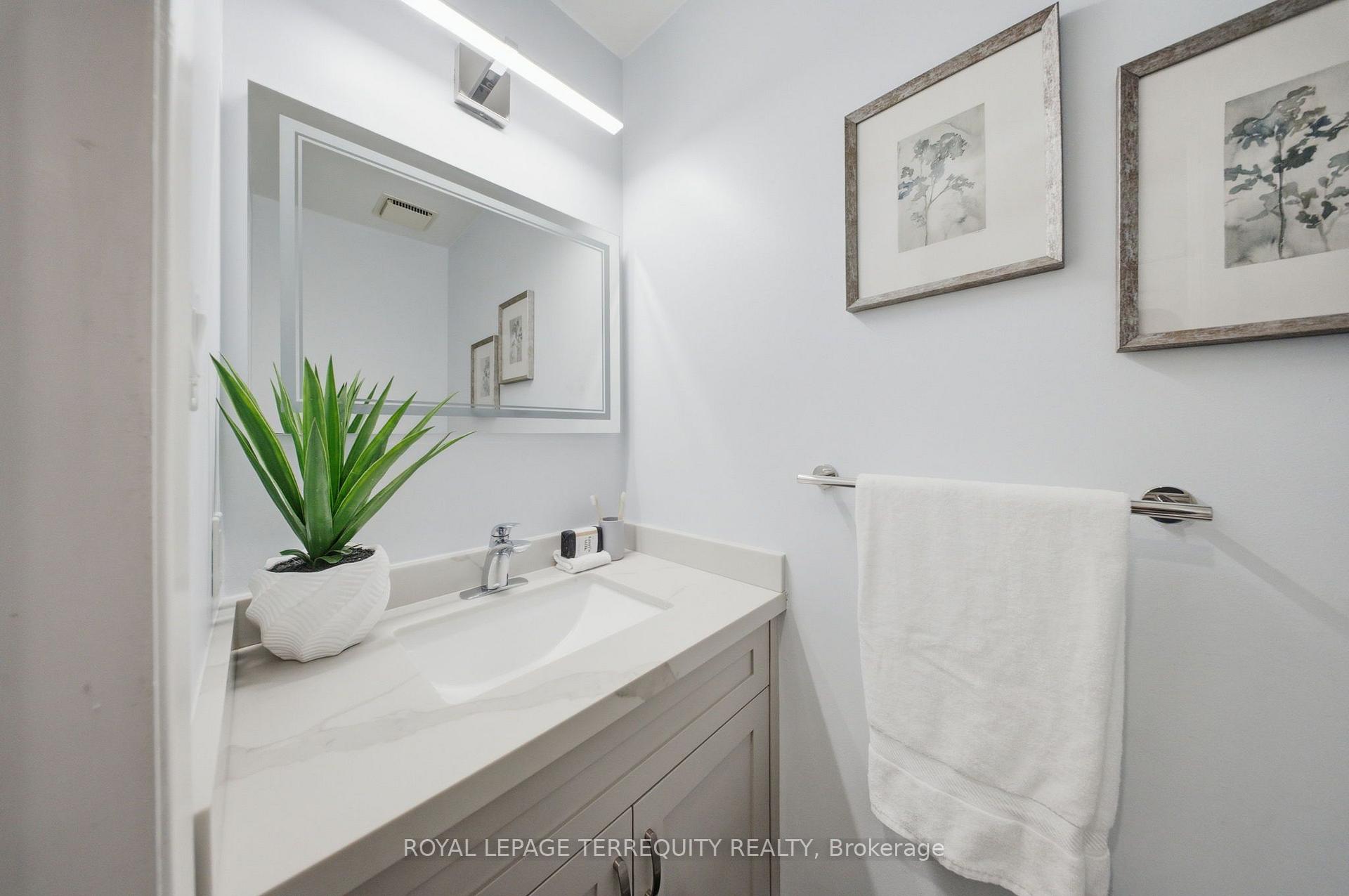 Photo 19 of 1013 Albacore Manor, Pickering, Bay Ridges — HOMEH