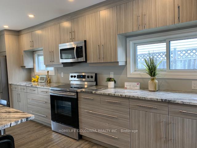Photo 3 of 240 Pine Beach Drive, Georgina, Keswick South — HOMEH