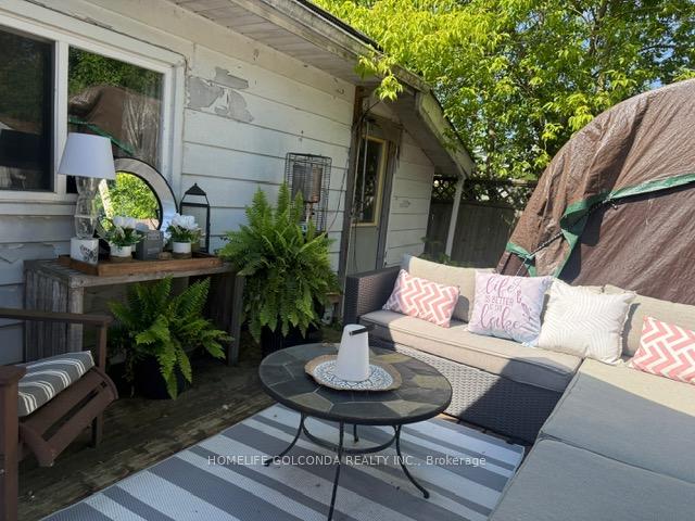 Photo 17 of 240 Pine Beach Drive, Georgina, Keswick South — HOMEH