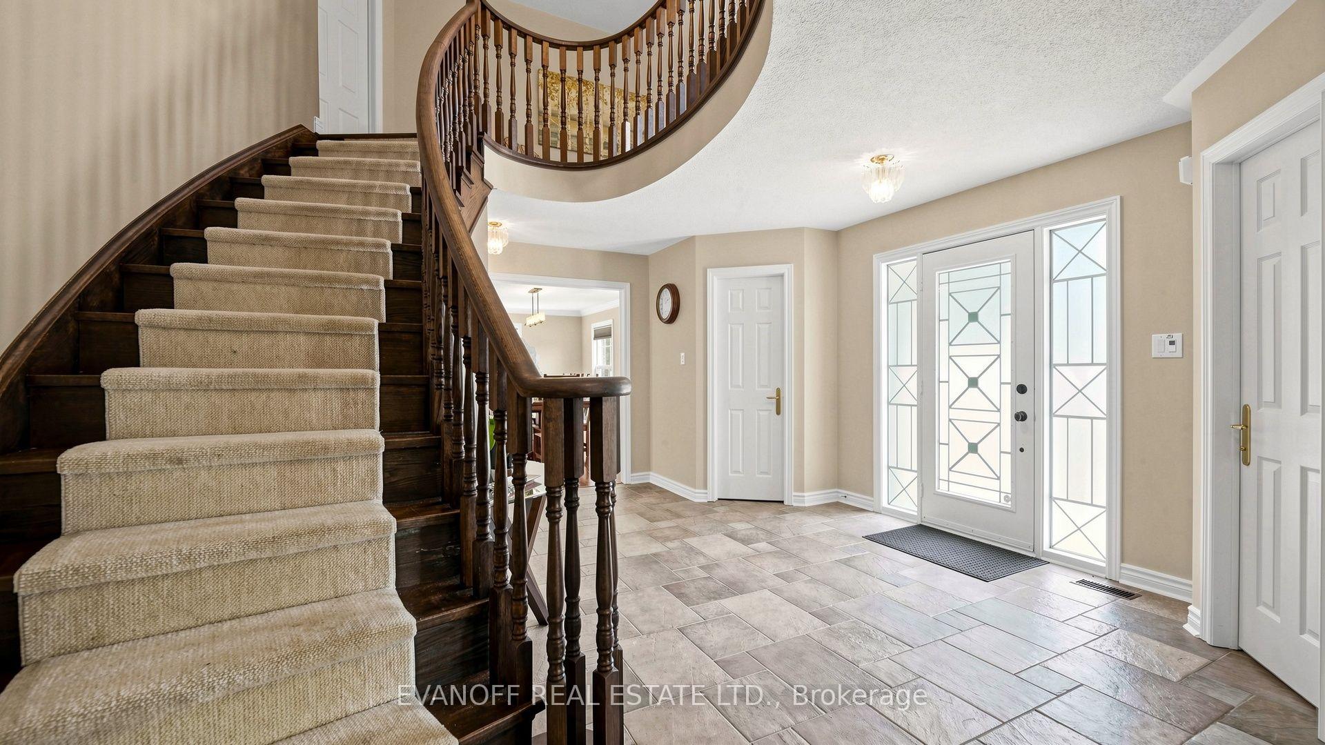 Photo 22 of 929 Creebridge Crescent, Newmarket, Stonehaven-Wyndham — HOMEH