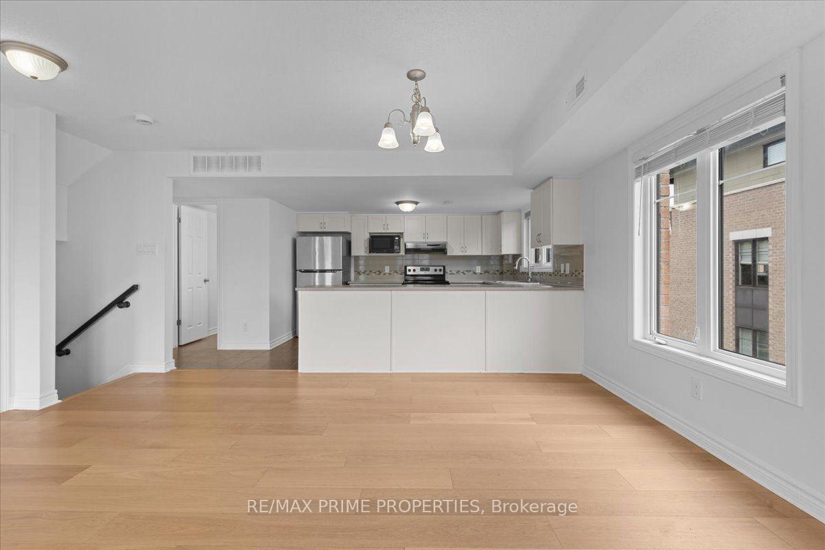 Photo 5 of Unit B, 279 Titanium Private, Ottawa, Convent Glen North — HOMEH