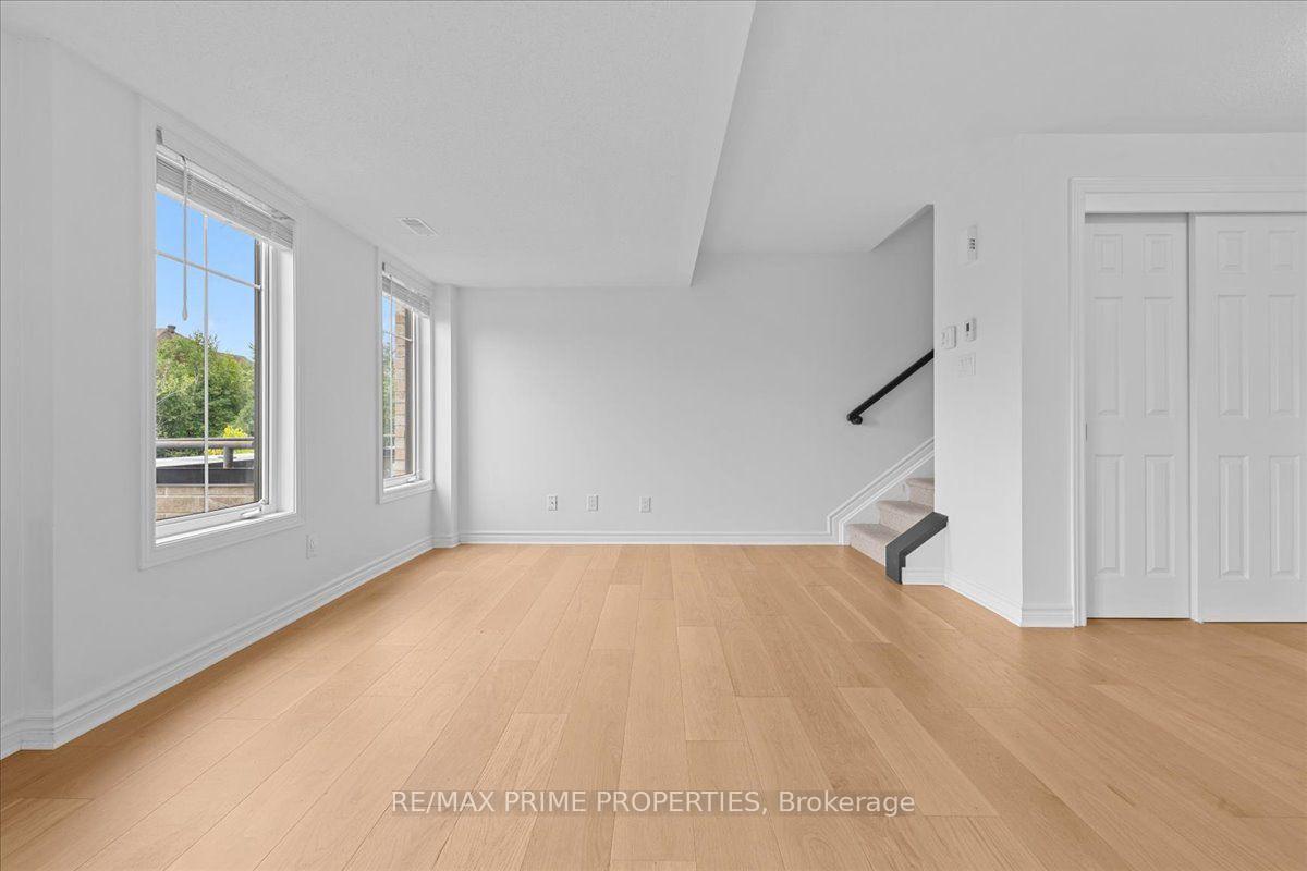 Photo 12 of Unit B, 279 Titanium Private, Ottawa, Convent Glen North — HOMEH