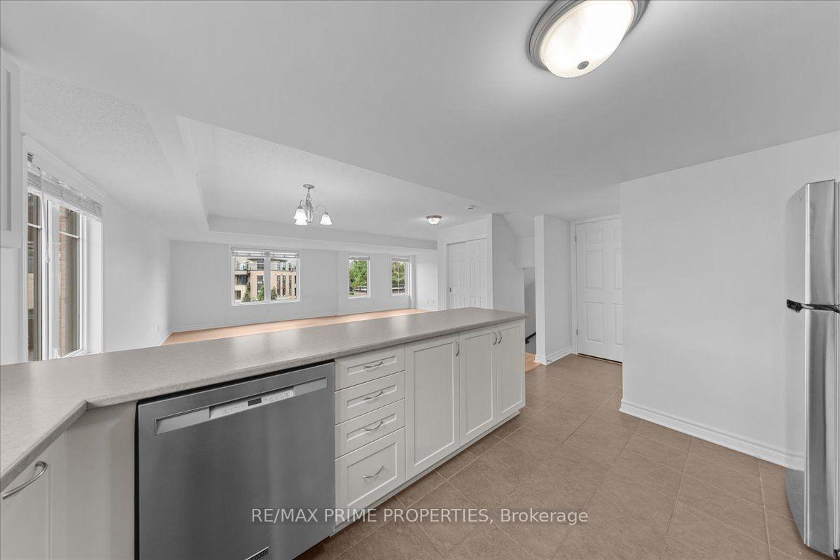 Photo 17 of Unit B, 279 Titanium Private, Ottawa, Convent Glen North — HOMEH