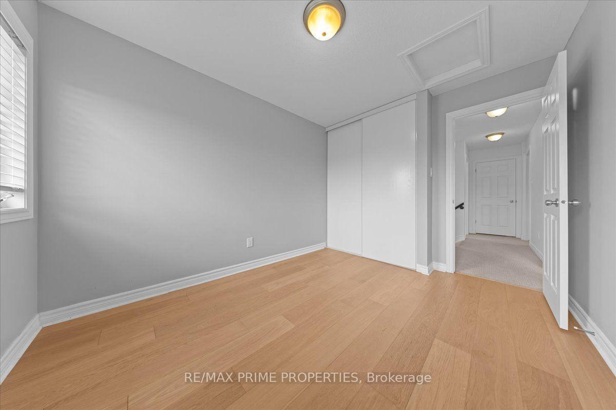 Photo 28 of Unit B, 279 Titanium Private, Ottawa, Convent Glen North — HOMEH