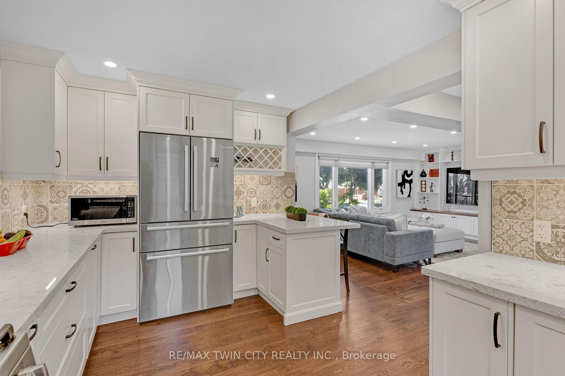 Photo 14 of 795 Rockway Drive, Kitchener, Eastwood — HOMEH