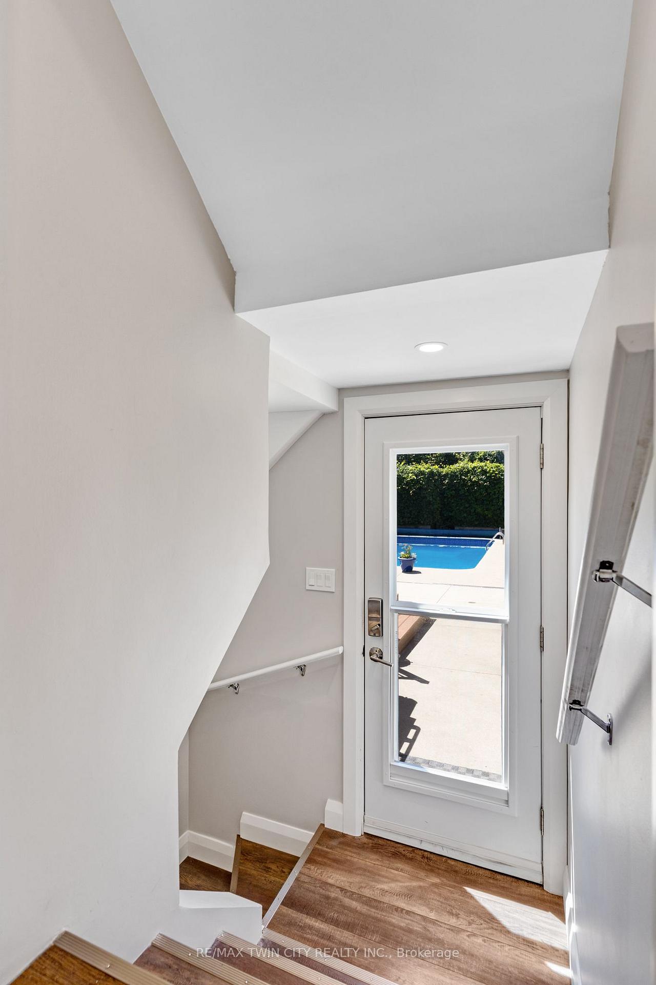 Photo 28 of 795 Rockway Drive, Kitchener, Eastwood — HOMEH