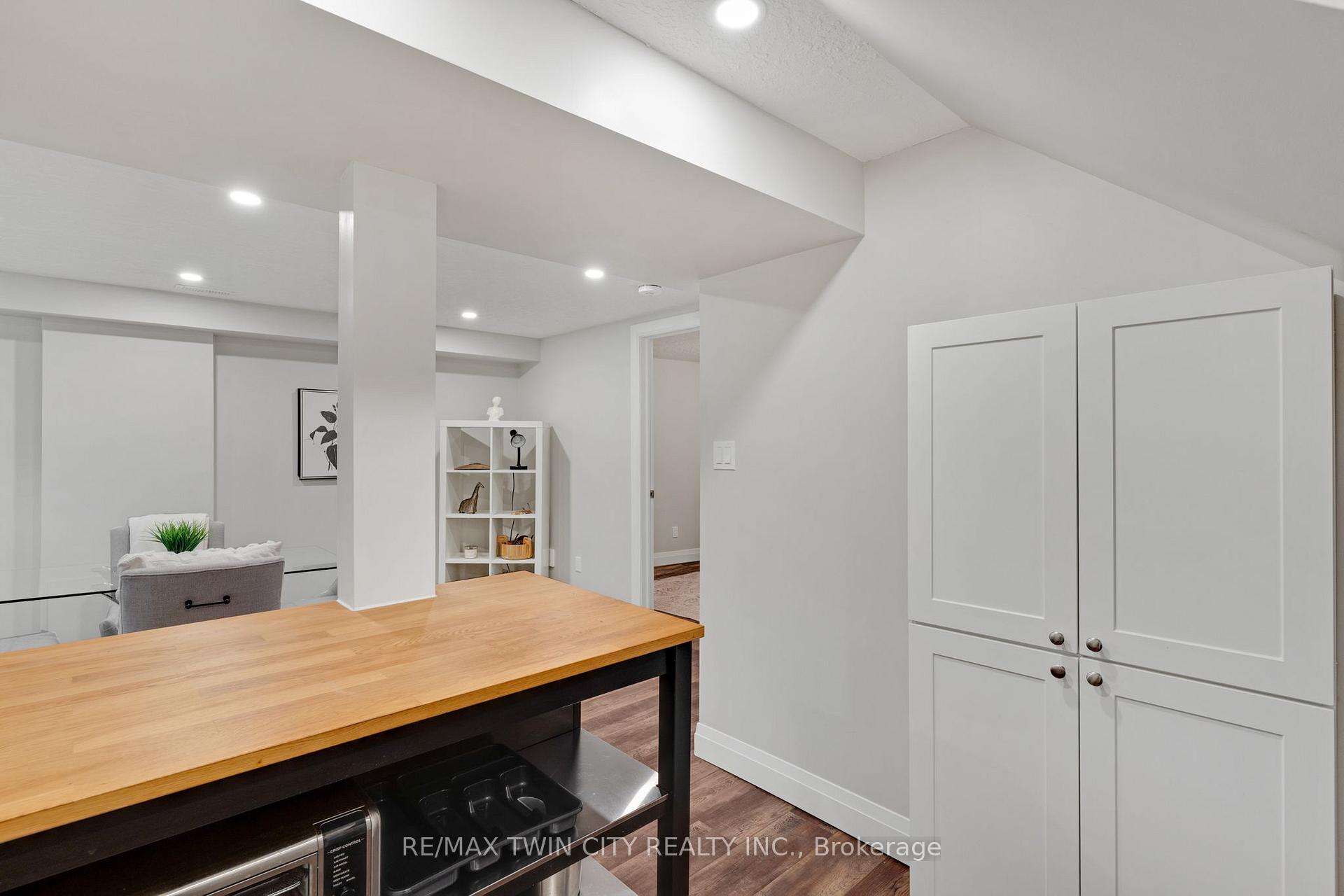 Photo 34 of 795 Rockway Drive, Kitchener, Eastwood — HOMEH