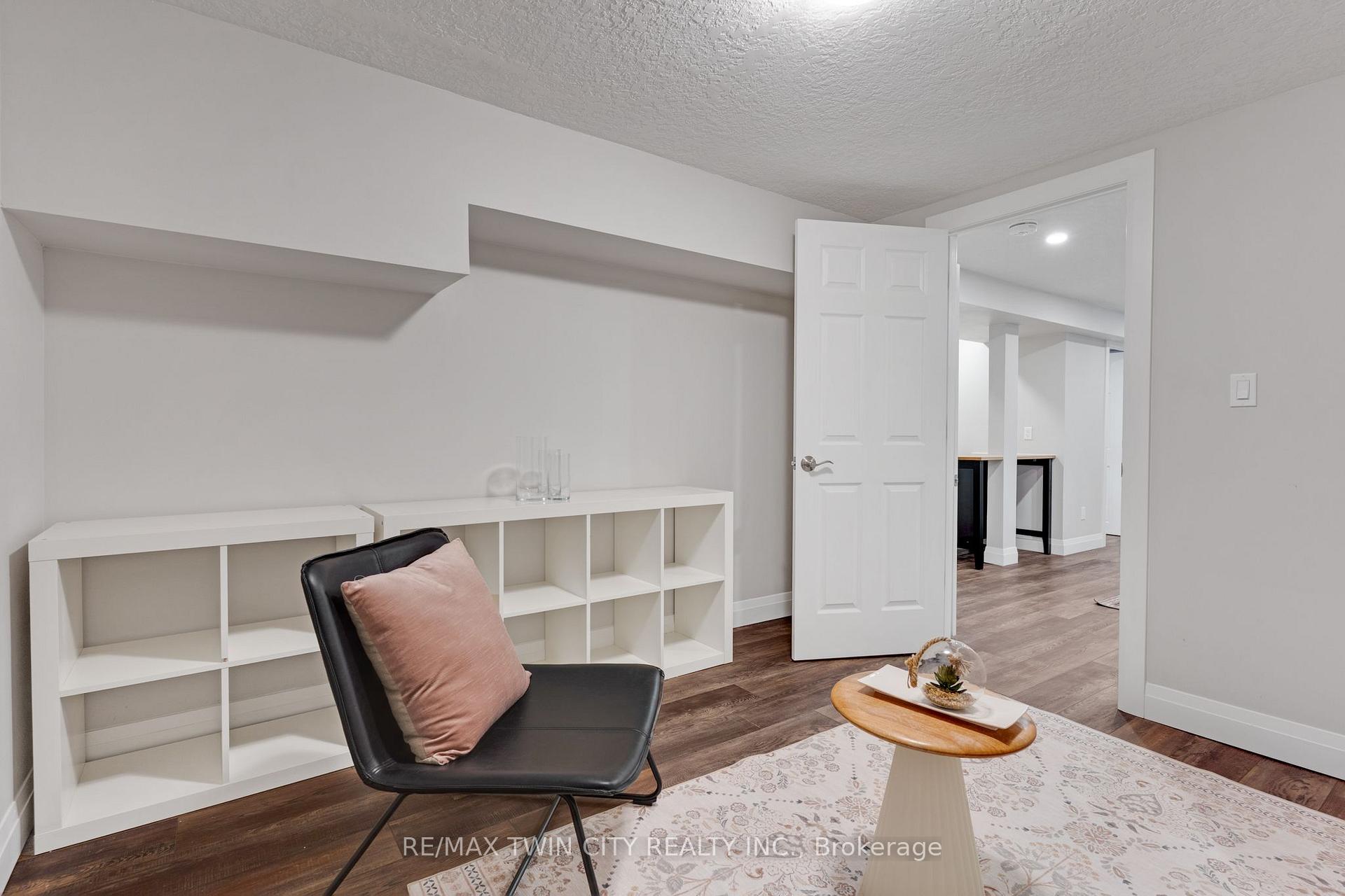 Photo 37 of 795 Rockway Drive, Kitchener, Eastwood — HOMEH