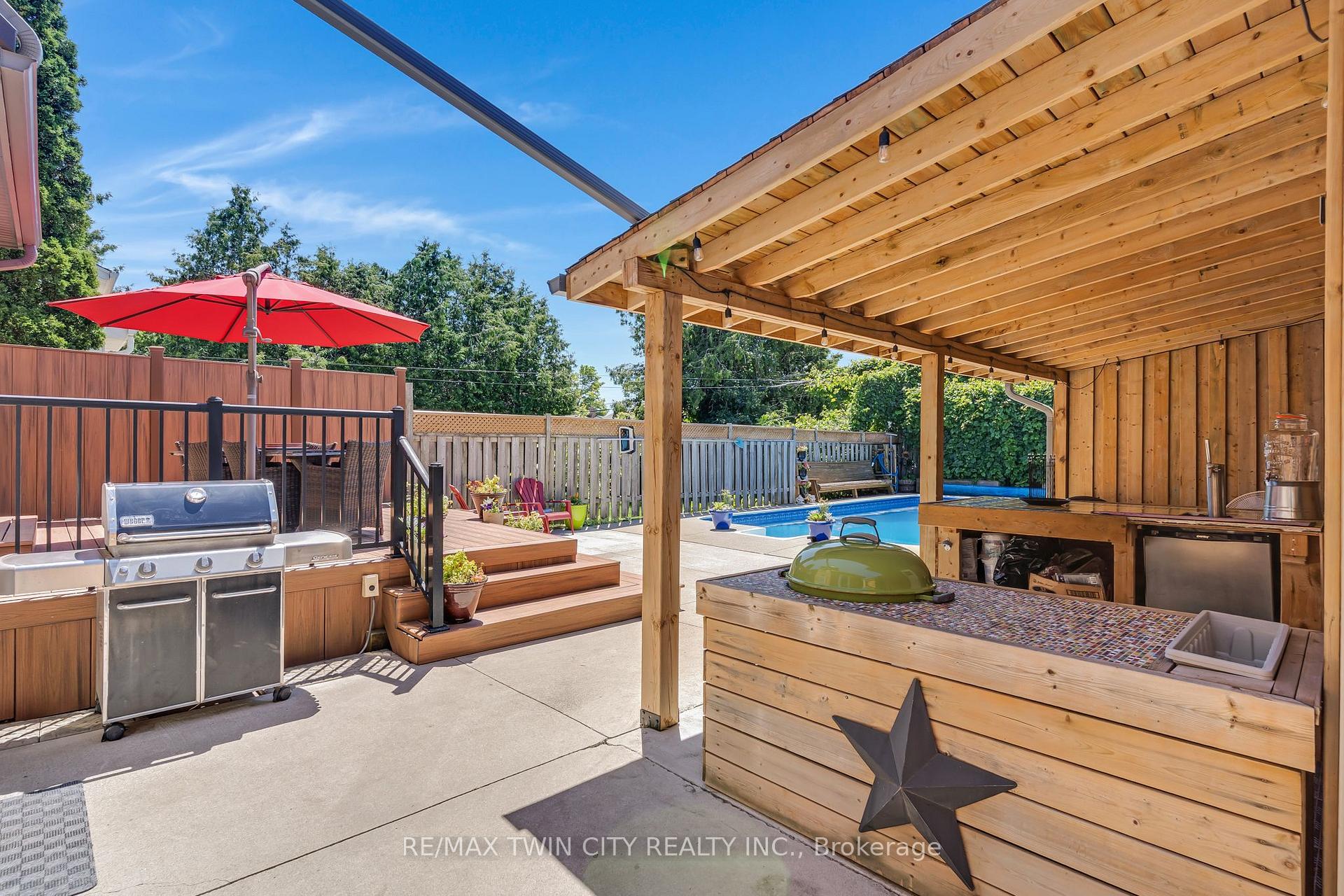 Photo 41 of 795 Rockway Drive, Kitchener, Eastwood — HOMEH