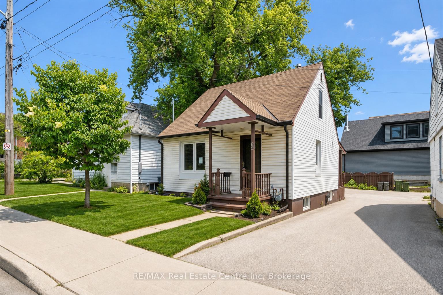 Photo 2 of 65 Stevenson Street N, Guelph, St. George's — HOMEH