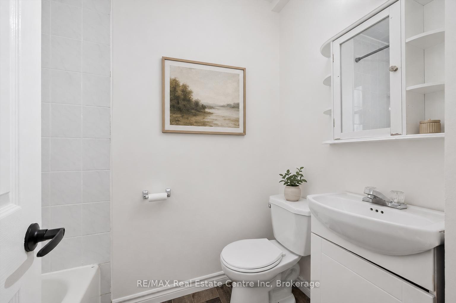 Photo 5 of 65 Stevenson Street N, Guelph, St. George's — HOMEH
