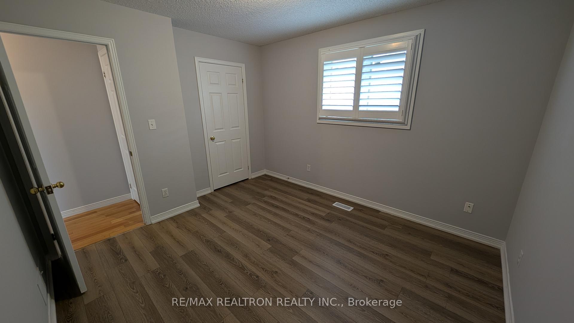 Photo 23 of 195 Ryerson Crescent, Oshawa, Samac — HOMEH