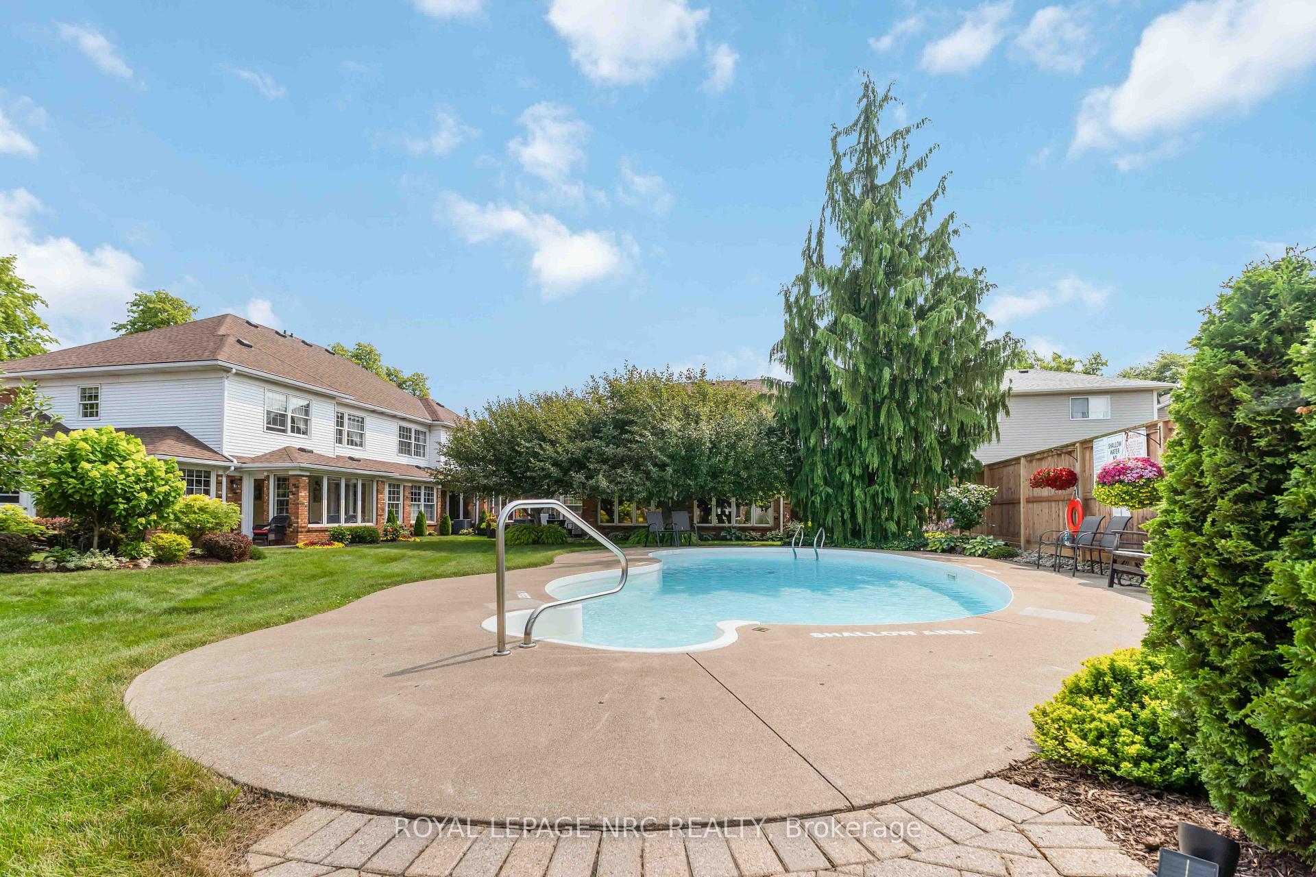 Photo 4 of Unit 6, 3406 Frederick Avenue, Lincoln, Lincoln-Jordan/Vineland — HOMEH