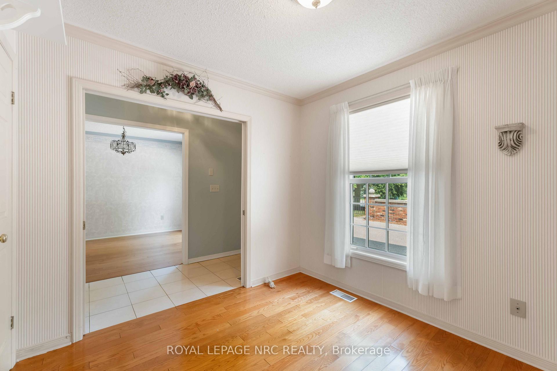 Photo 8 of Unit 6, 3406 Frederick Avenue, Lincoln, Lincoln-Jordan/Vineland — HOMEH