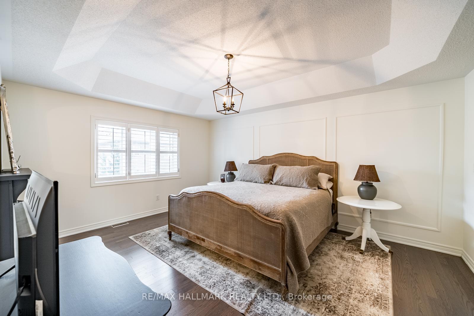 Photo 26 of 124 Bonnie Braes Drive, Brampton, Credit Valley — HOMEH