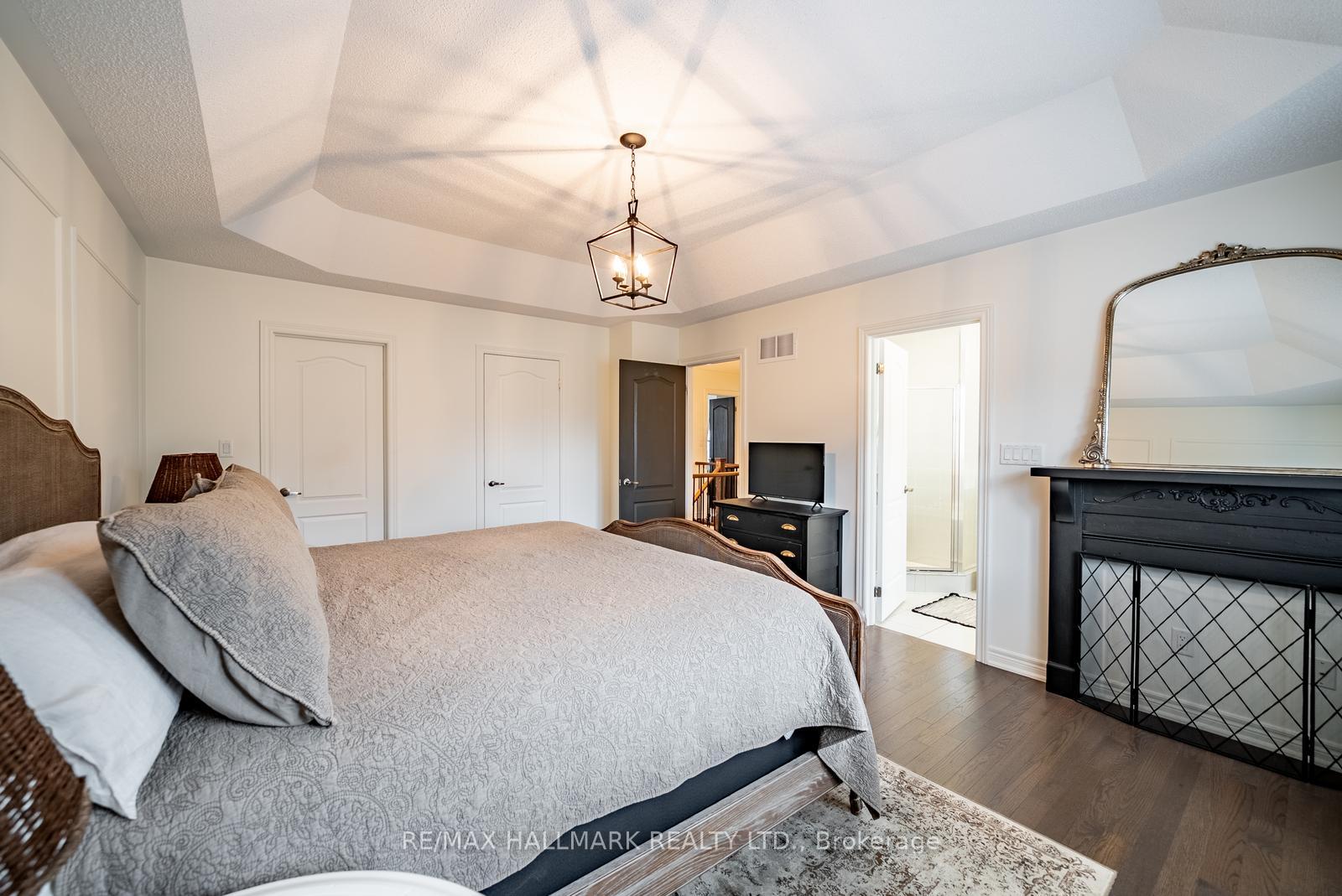Photo 27 of 124 Bonnie Braes Drive, Brampton, Credit Valley — HOMEH