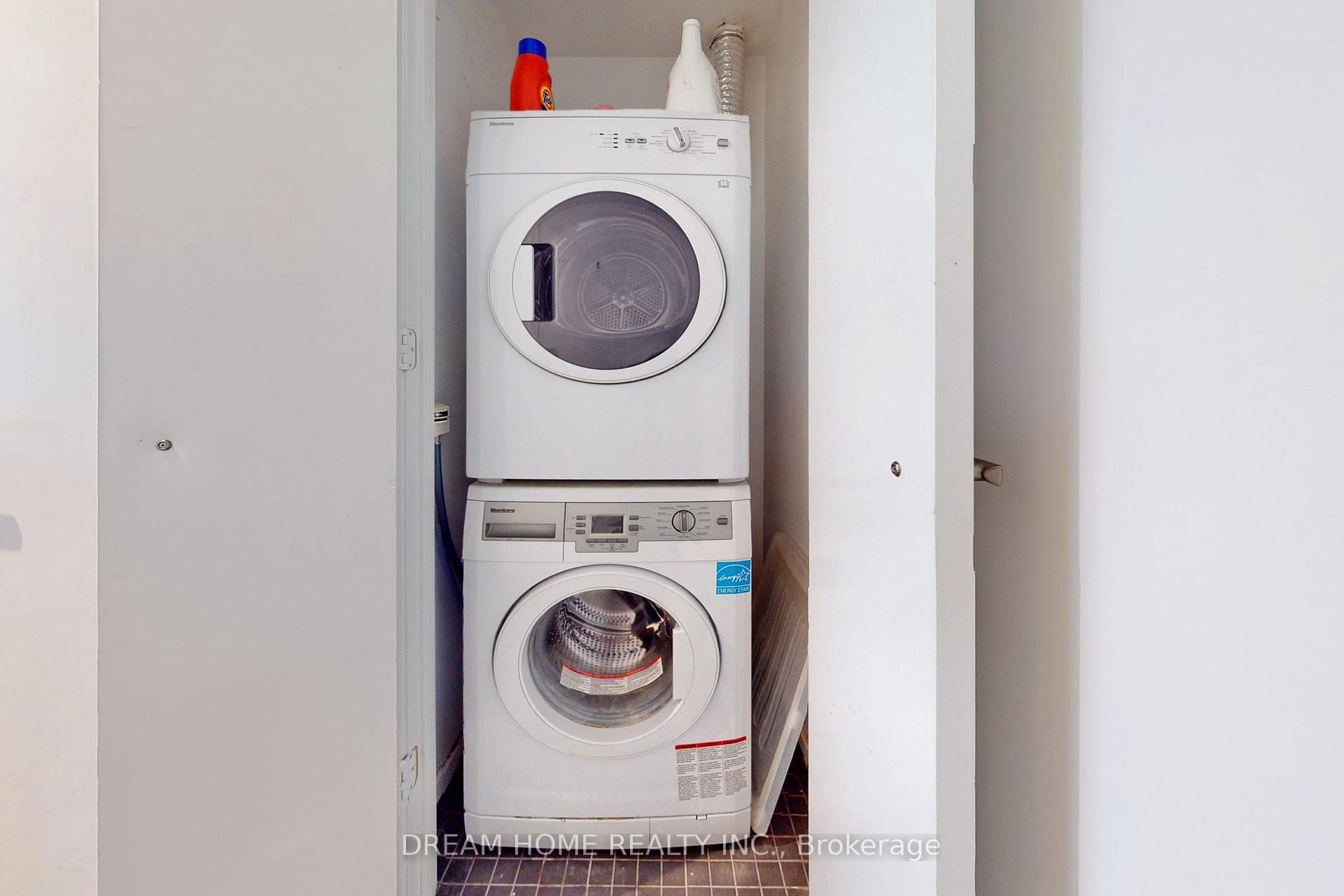 Photo 10 of Unit 3801, 5 St Joseph Street, Toronto, Bay Street Corridor — HOMEH