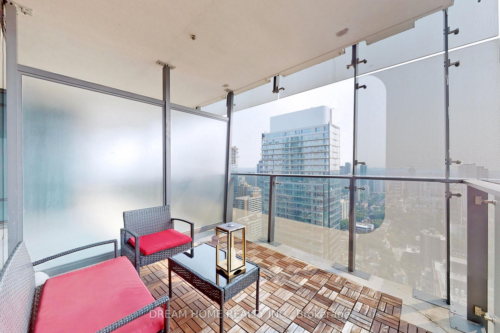 Photo 11 of Unit 3801, 5 St Joseph Street, Toronto, Bay Street Corridor — HOMEH