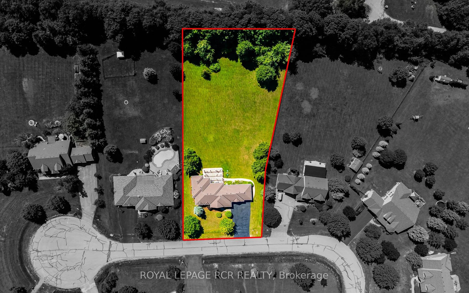 Photo 52 of 66 Madill Drive, Mono, Rural Mono — HOMEH