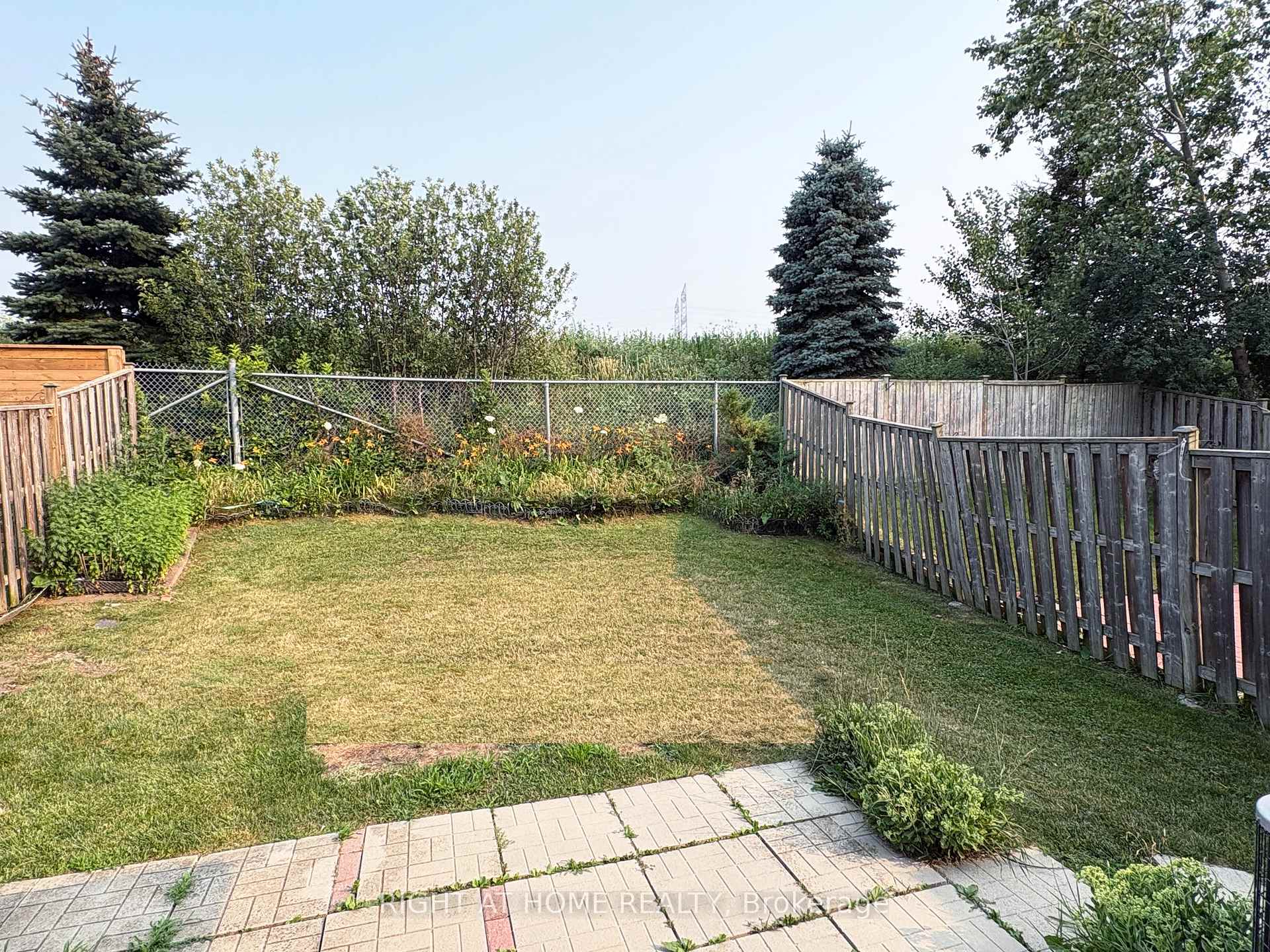 Photo 33 of 737 Caboto Trail, Markham, Village Green-South Unionville — HOMEH