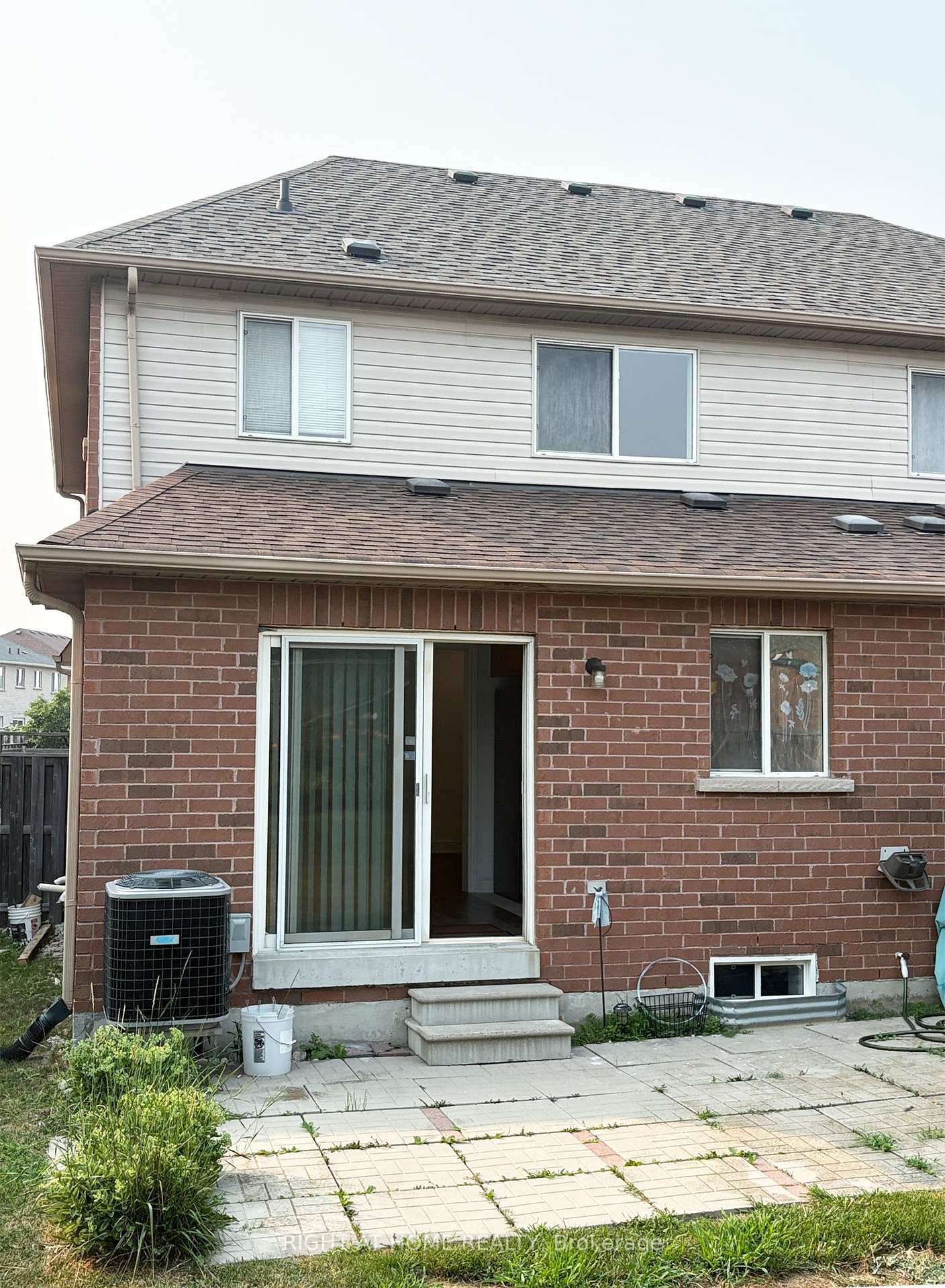 Photo 35 of 737 Caboto Trail, Markham, Village Green-South Unionville — HOMEH
