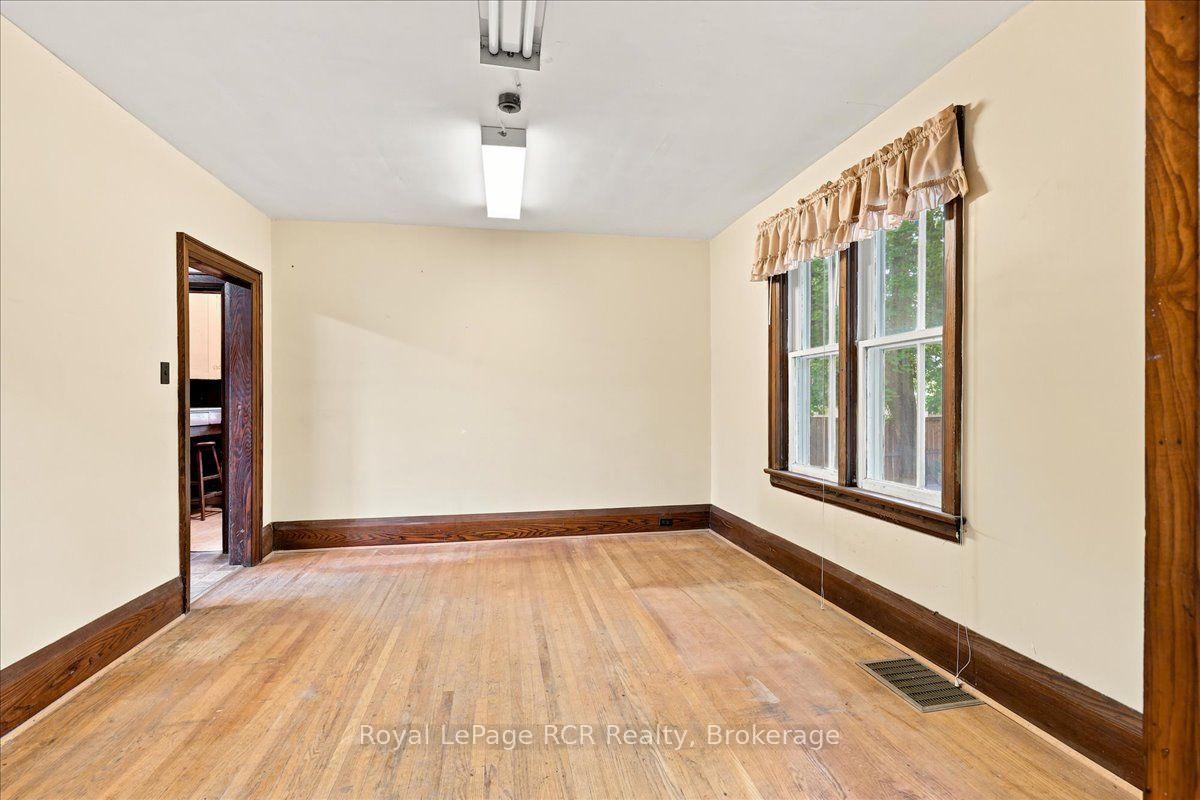 Photo 10 of 144 Davidson Avenue S, North Perth, Listowel — HOMEH