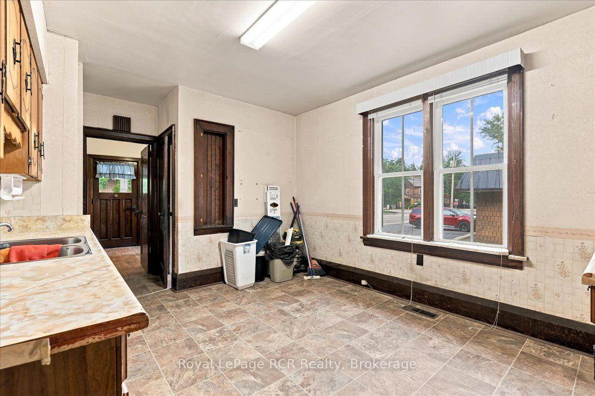 Photo 15 of 144 Davidson Avenue S, North Perth, Listowel — HOMEH