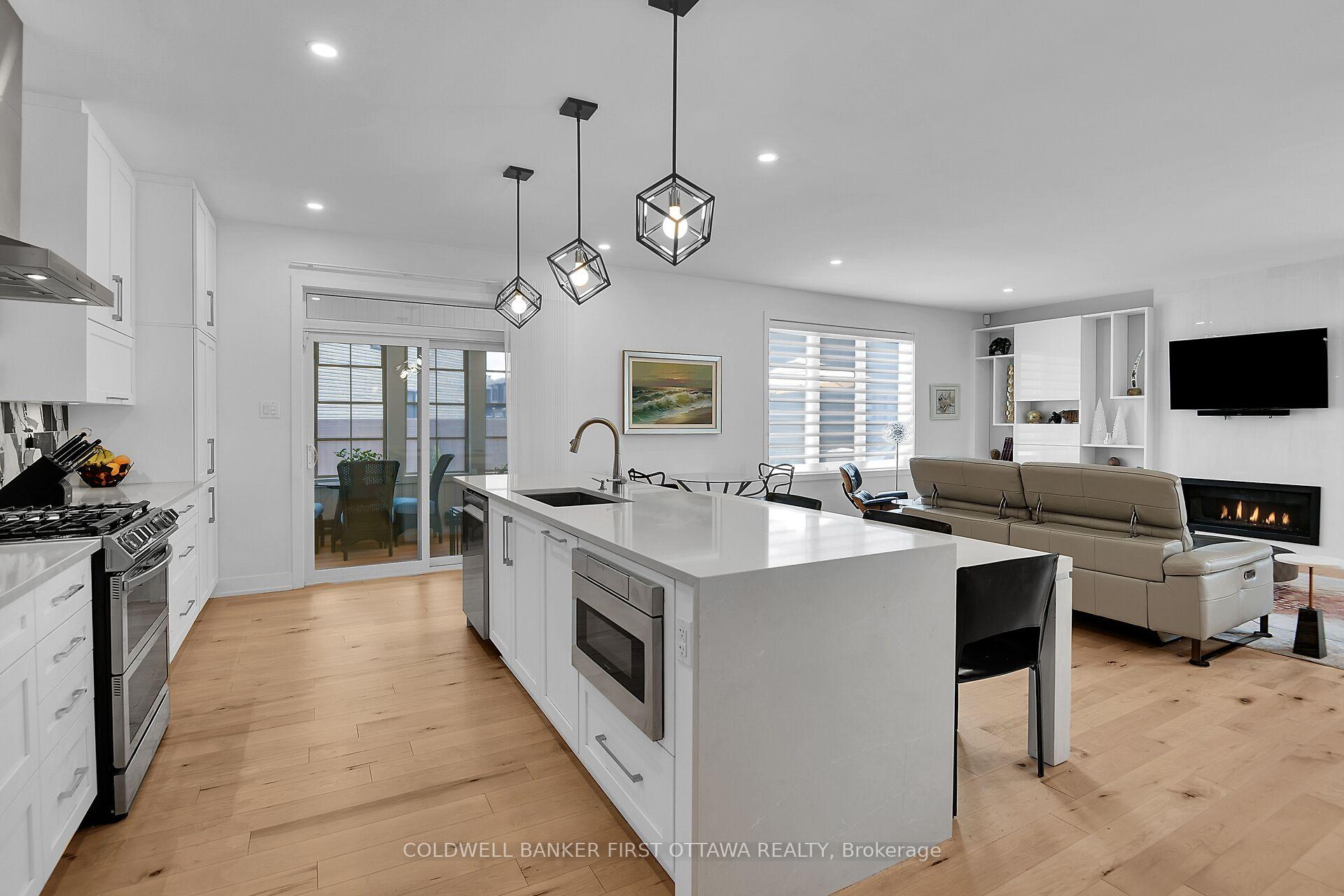Photo 13 of 107 Ascari Road, Ottawa, Mahogany Community — HOMEH