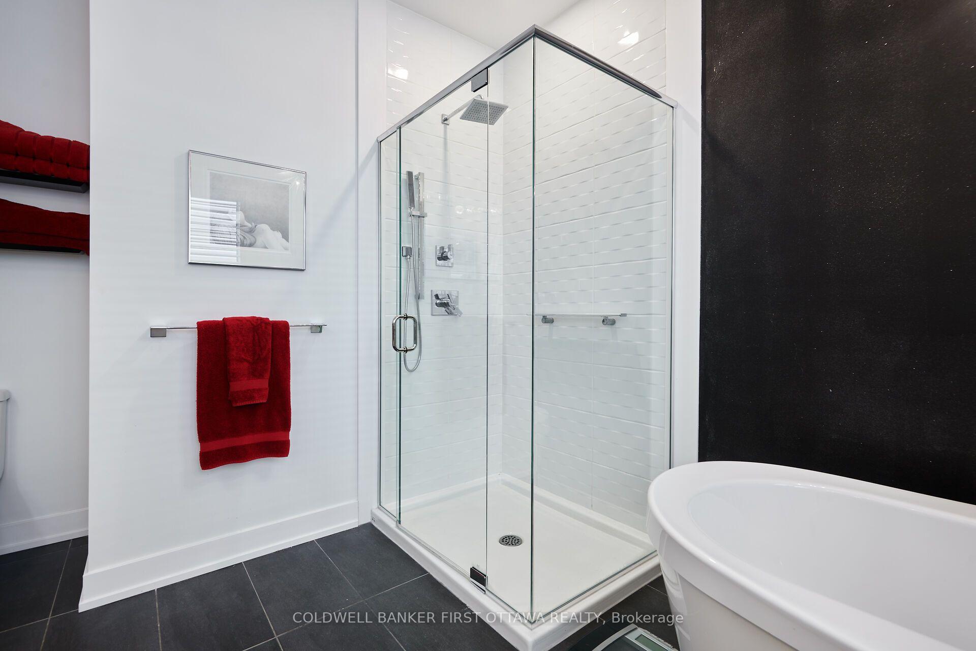 Photo 18 of 107 Ascari Road, Ottawa, Mahogany Community — HOMEH