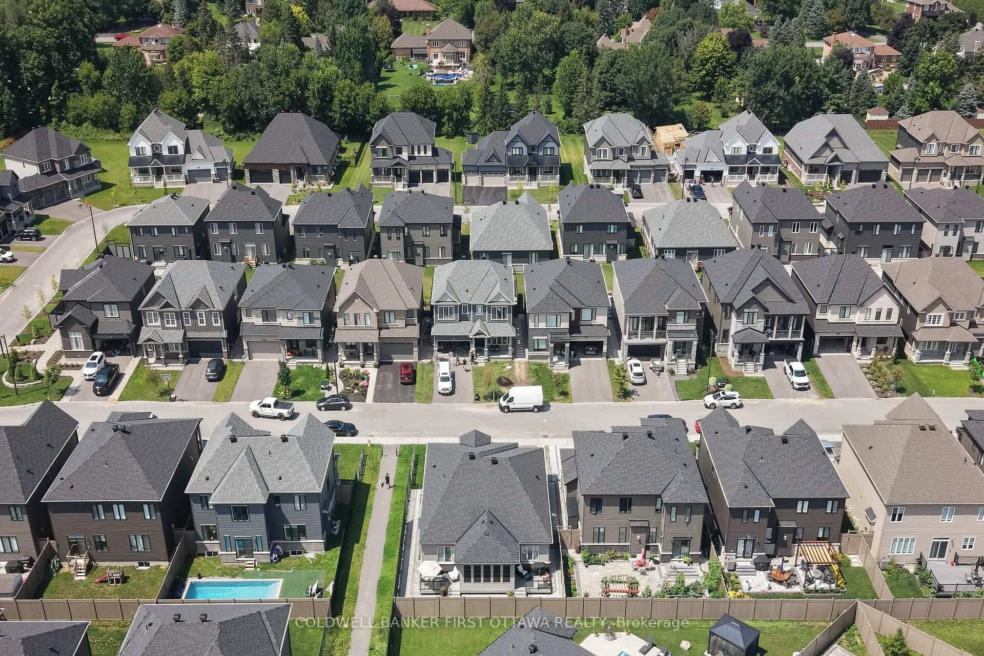 Photo 37 of 107 Ascari Road, Ottawa, Mahogany Community — HOMEH