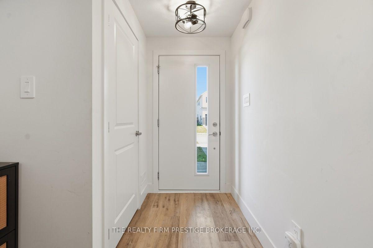 Photo 3 of Unit 28, 1595 Capri Crescent, London, North S — HOMEH