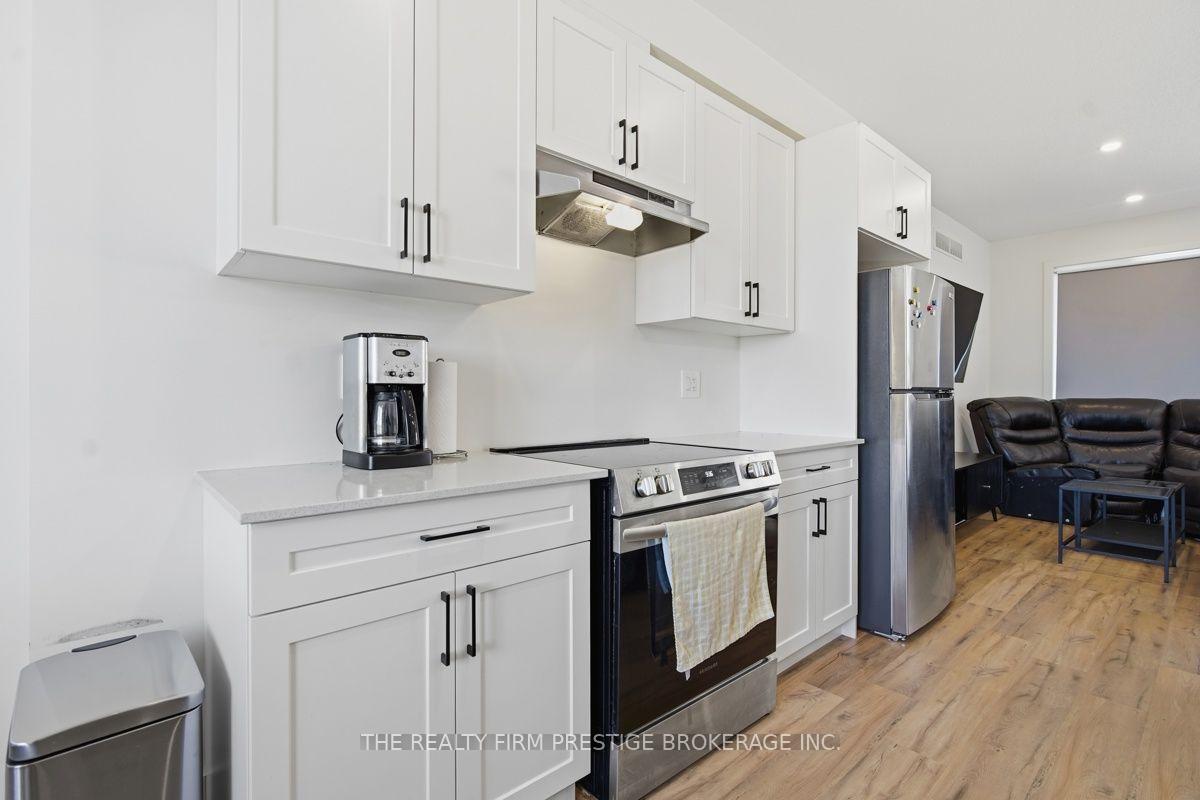 Photo 9 of Unit 28, 1595 Capri Crescent, London, North S — HOMEH